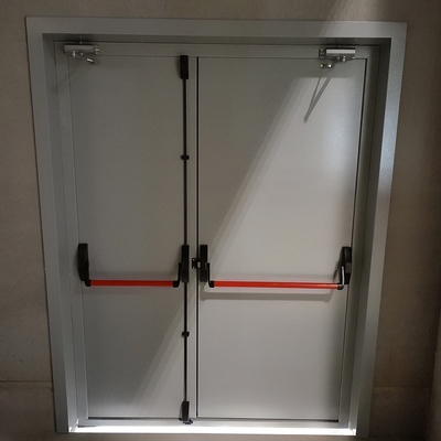 Две ручки push-bar Две ручки push-bar