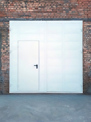 Противопожарные ворота с дверью Противопожарные ворота с дверью